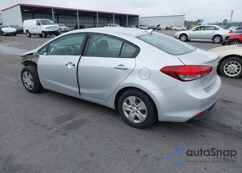 2017 Kia Forte Lx z USA, uszkodzony, nr VIN 3KPFL4A74HE160227